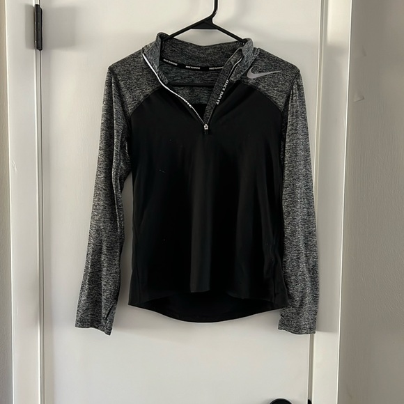 Nike running long sleeve - Picture 1 of 1